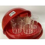 A 1970s Retro Picnic set.marked Guzzni Per Aliment