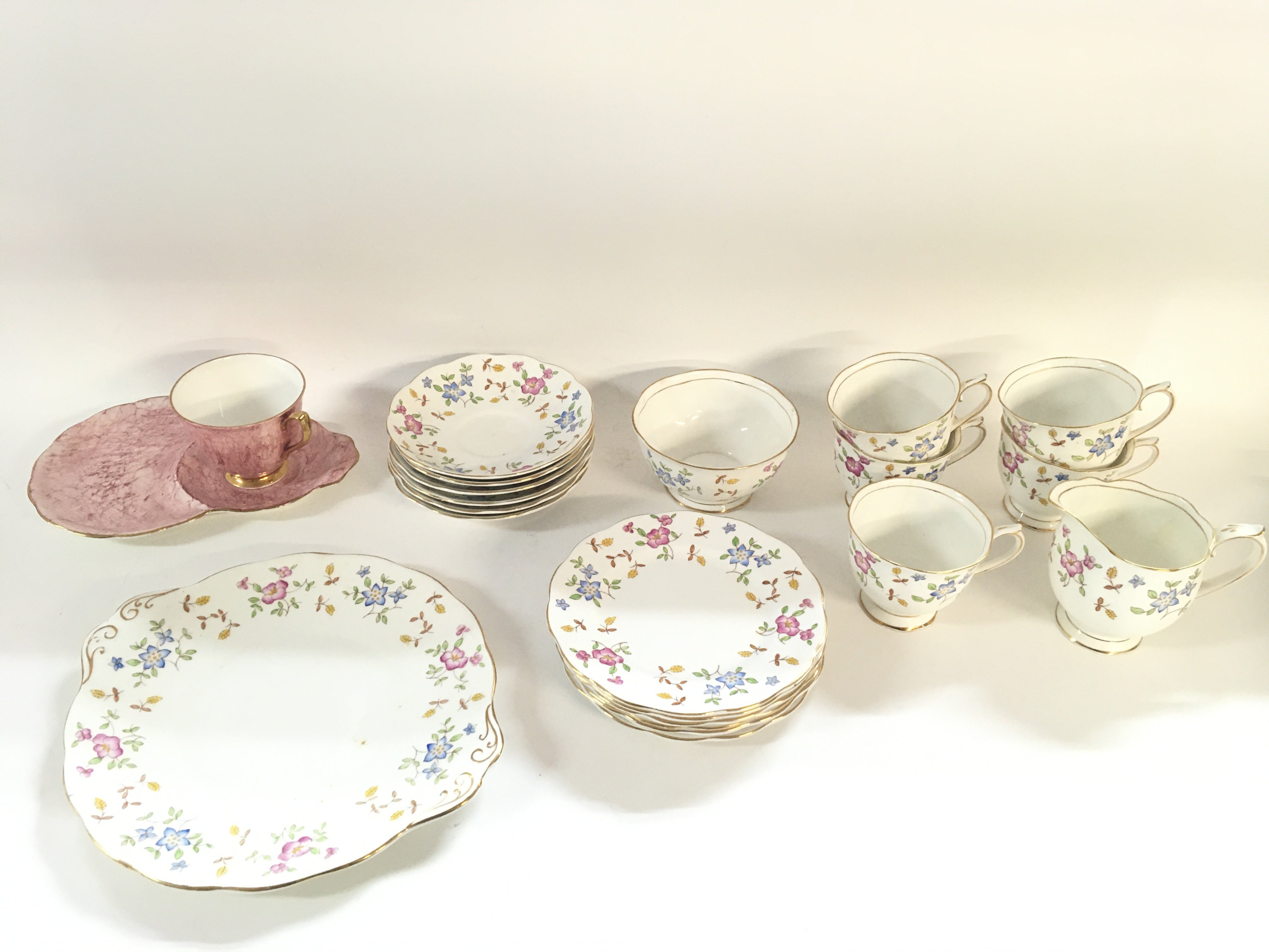 A Royal Albert part tea set along with other Royal - Image 2 of 5