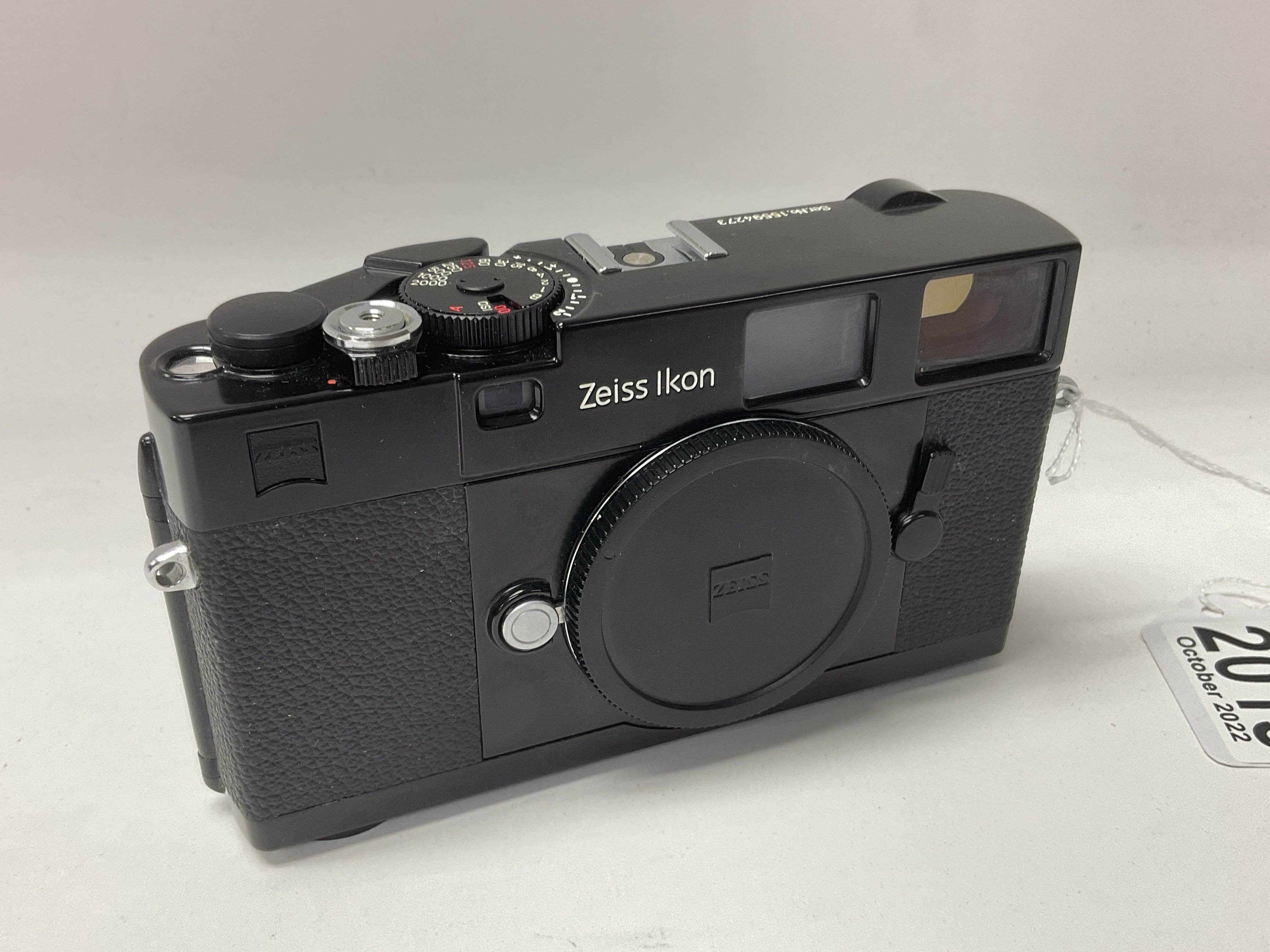 A Zeiss Ikon 35MM Rangefinder camera body, serial