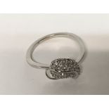 9ct white gold ring