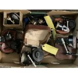 A good selection of fishing reels. (9)