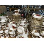 Royal Albert Old Country Roses ceramic dinnerware