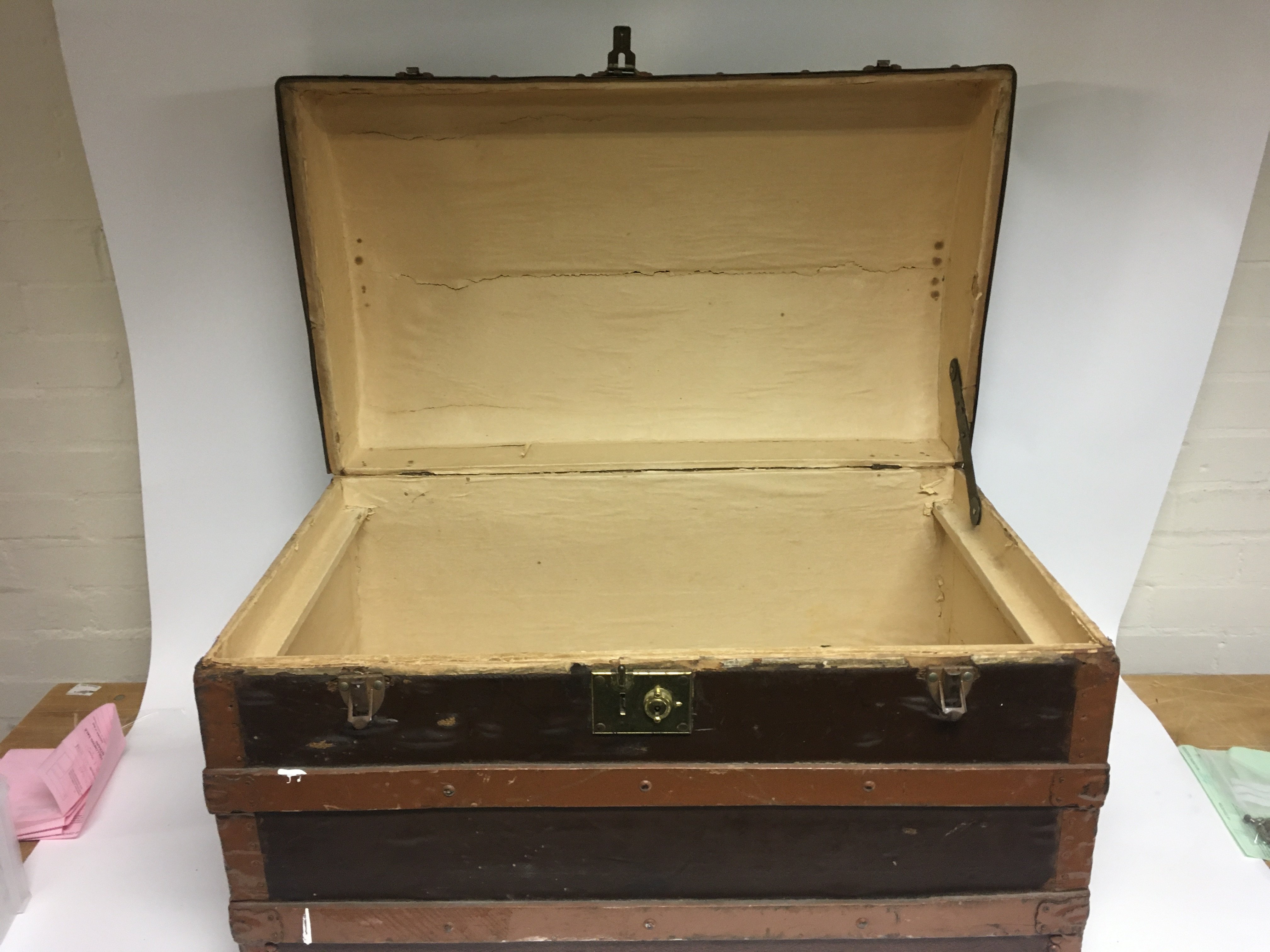 Dome top trunk and other box. - Image 6 of 10