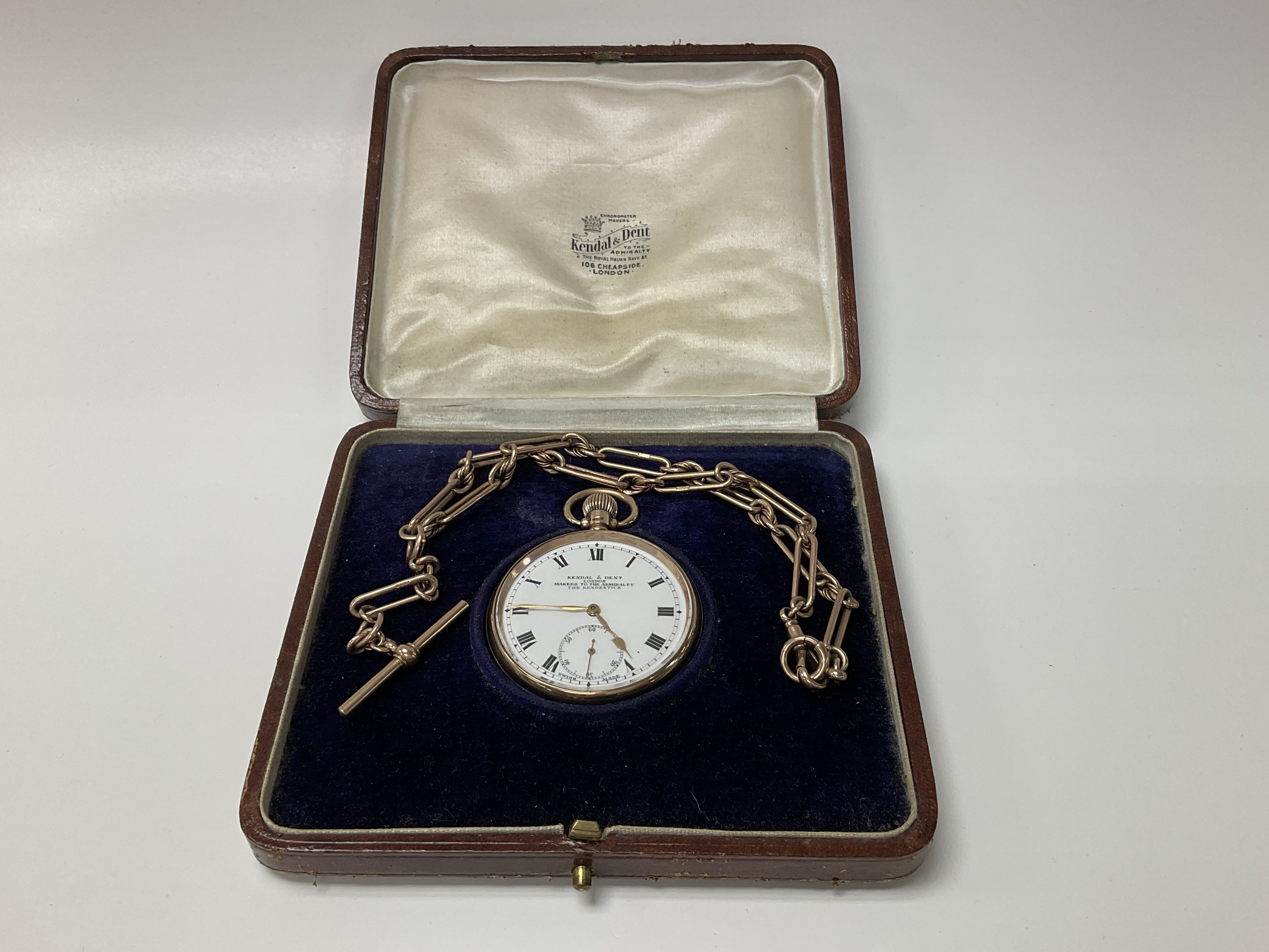 A Kendall & Dent 9ct gold open faced pocket watch - Image 2 of 4