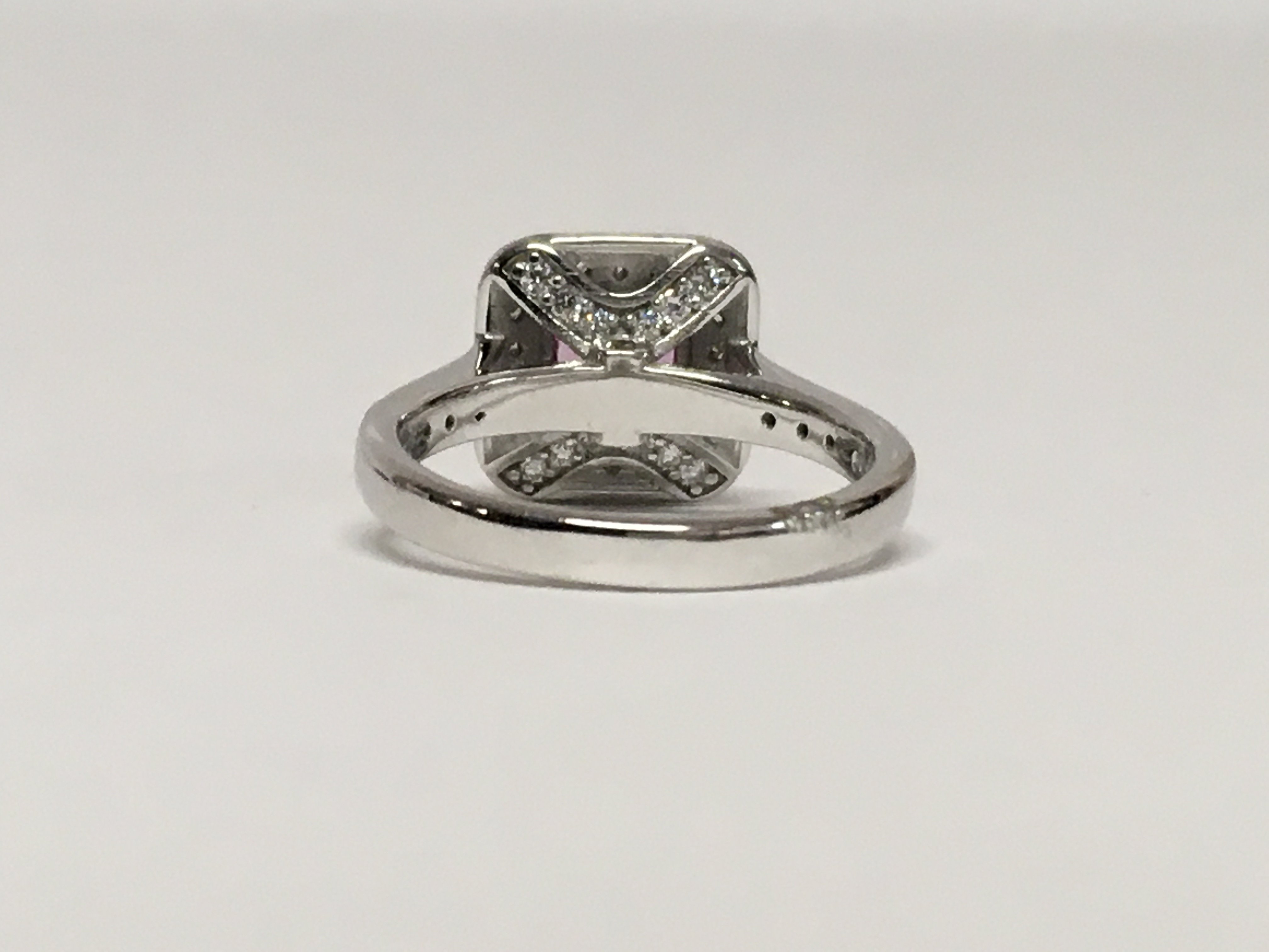 18ct white gold diamond and pink tourmaline ring - Image 6 of 8