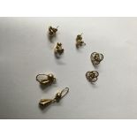 4 pairs 9ct gold stud earrings