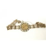 9ct gold bracelet with a 1982 Half sovereign. Total weight 12.5g.