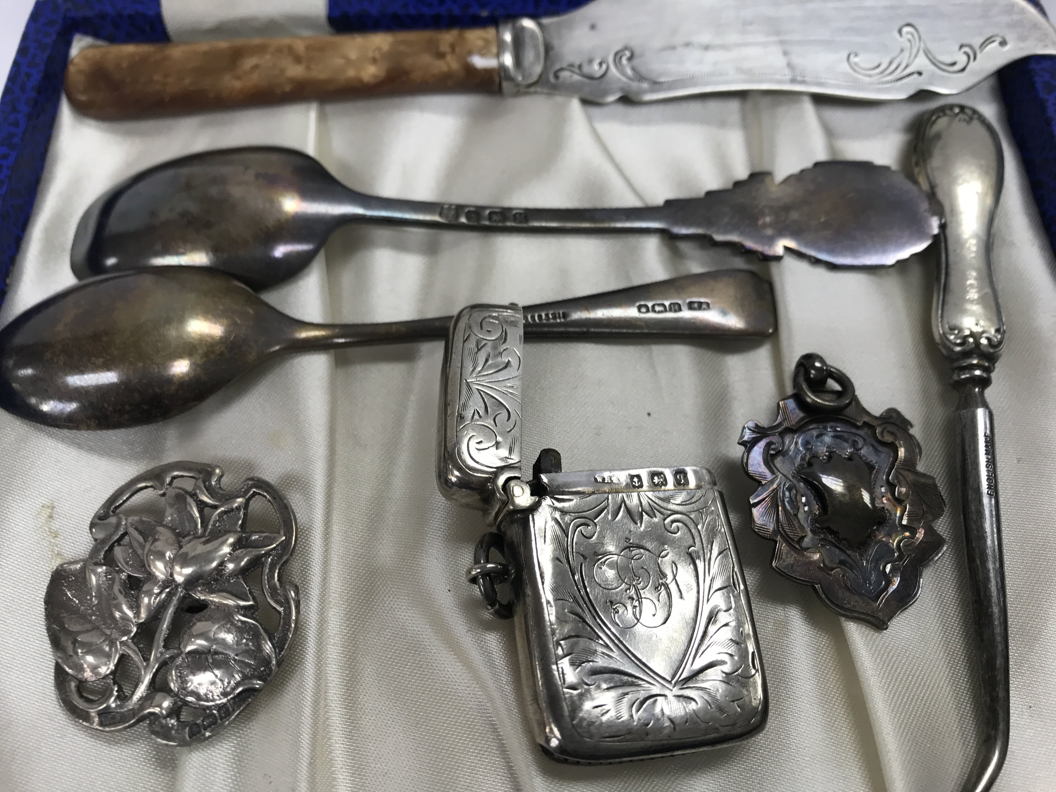 Two silver fruit knives a silver Vesta together wi - Image 5 of 8