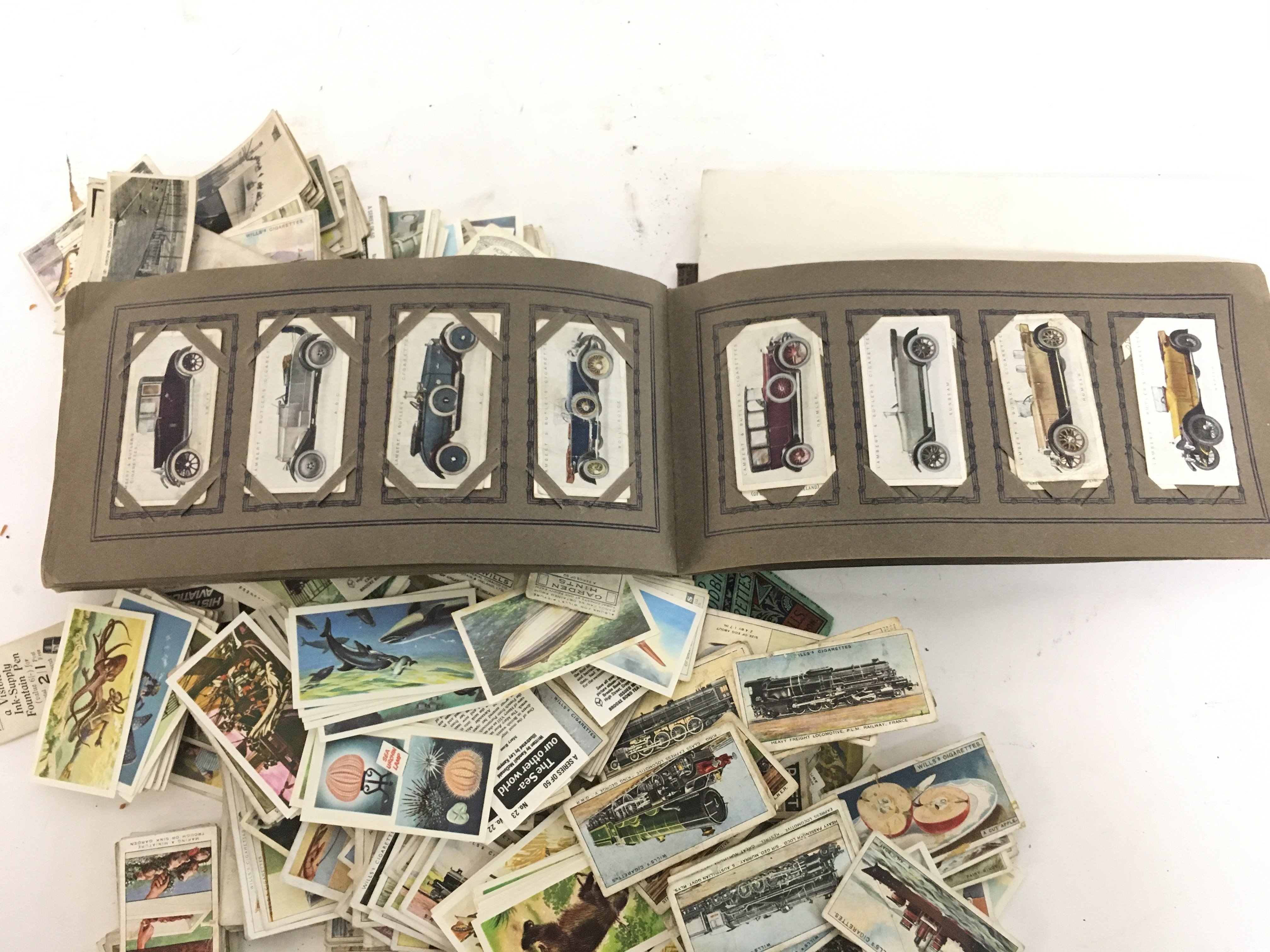 A bag Containing a Collection of Cigarette Cards. - Image 3 of 3