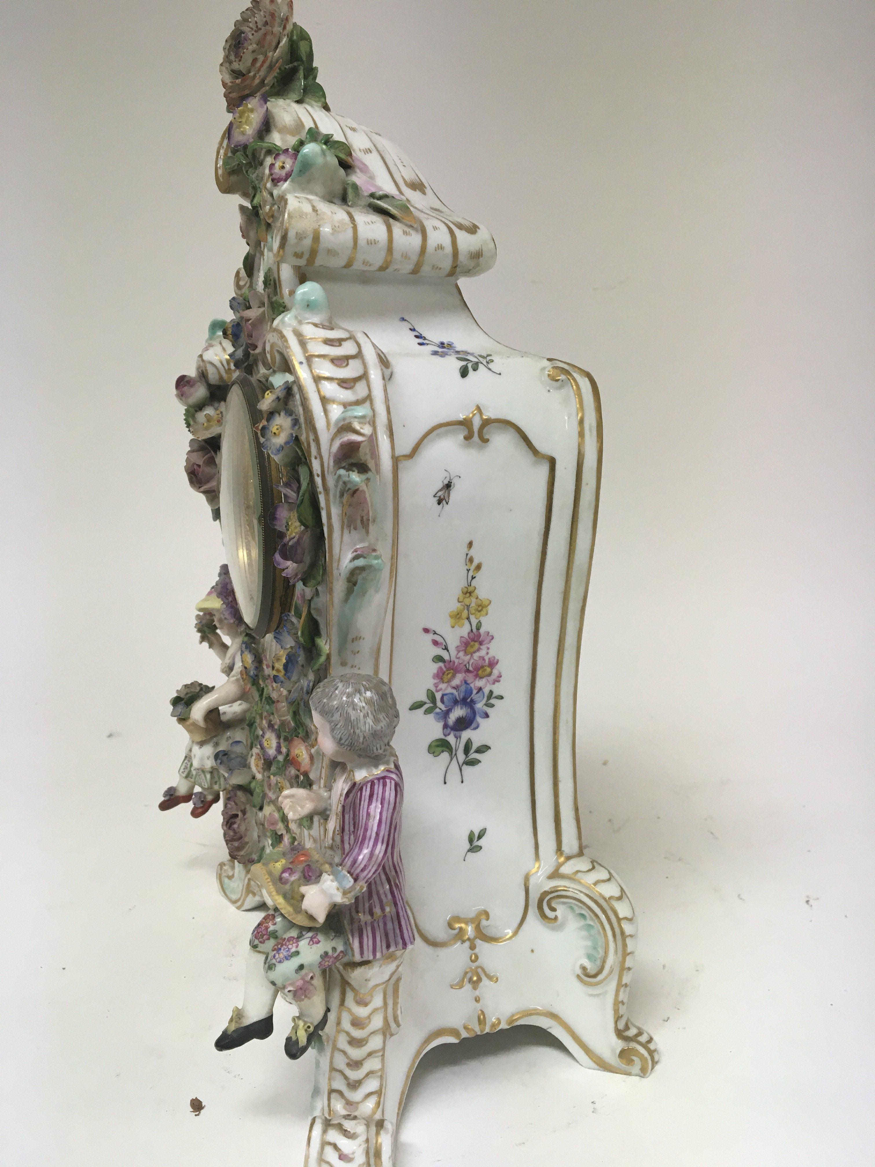 A quality late 19th century German porcelain clock - Image 2 of 6