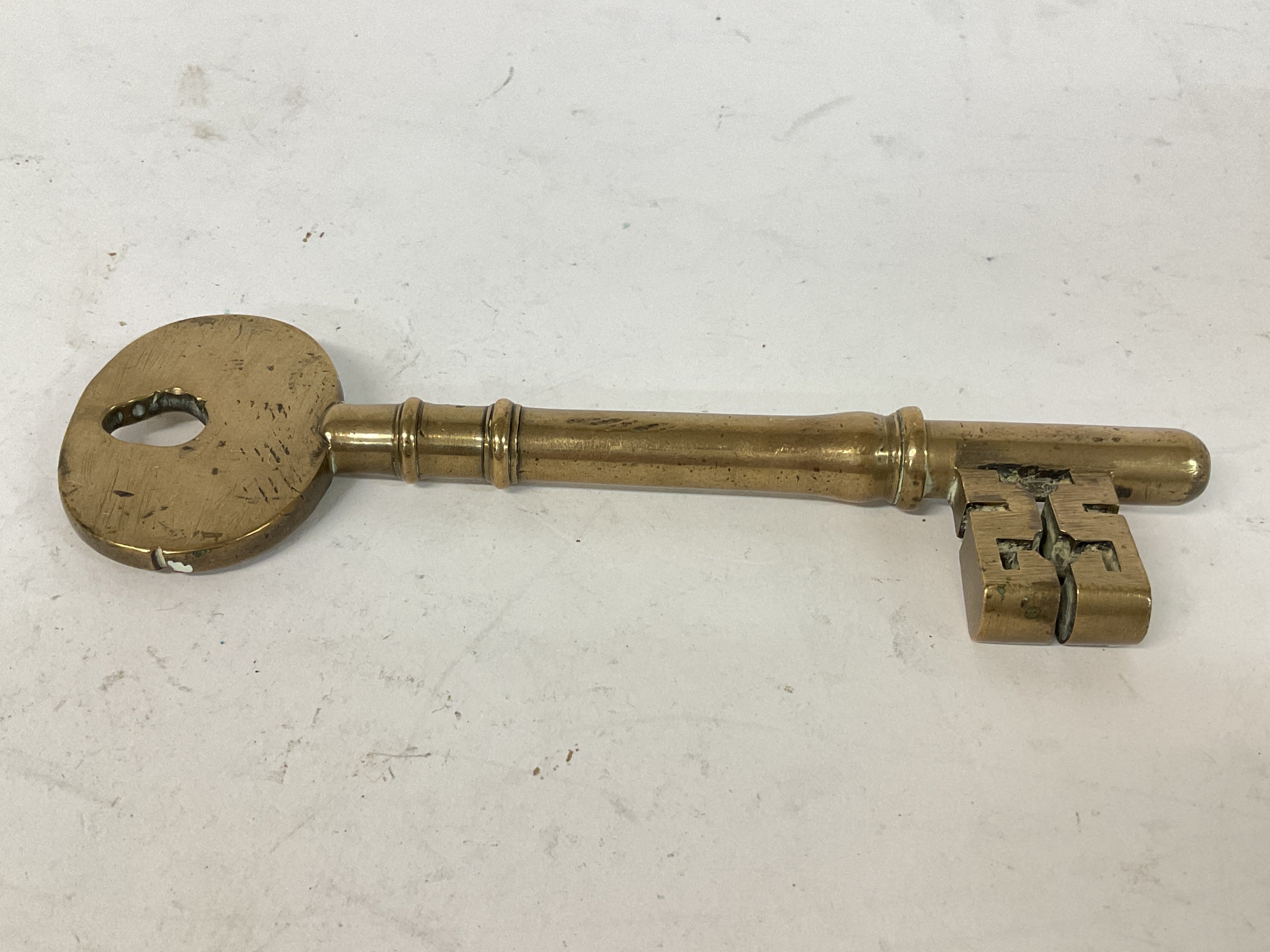 Large brass Victorian key marked â€˜key from Dartm