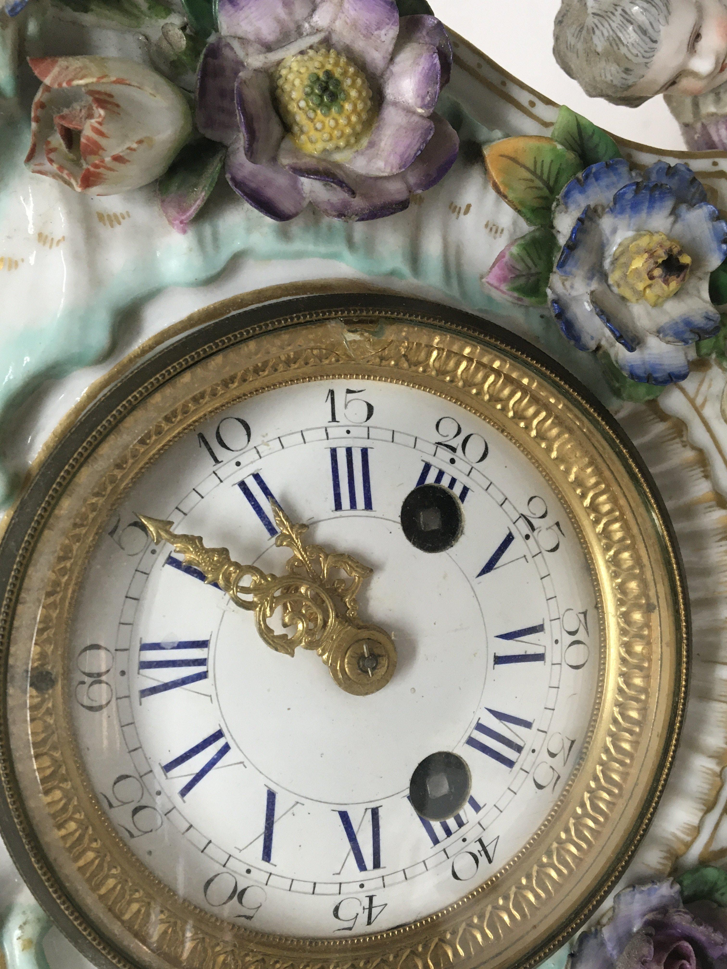 A quality late 19th century German porcelain clock - Image 4 of 6