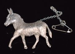 Silver brooch in the form of a donkey by Ivan Tarratt, 2.9cm long