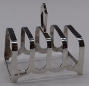 Edward VIII hallmarked silver five bar toast rack, Birmingham 1936, maker's mark TS, length 7.5cm,