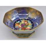 Minton lustre octagonal pedestal bowl decorated with fruit, diameter 26cm, H7cm