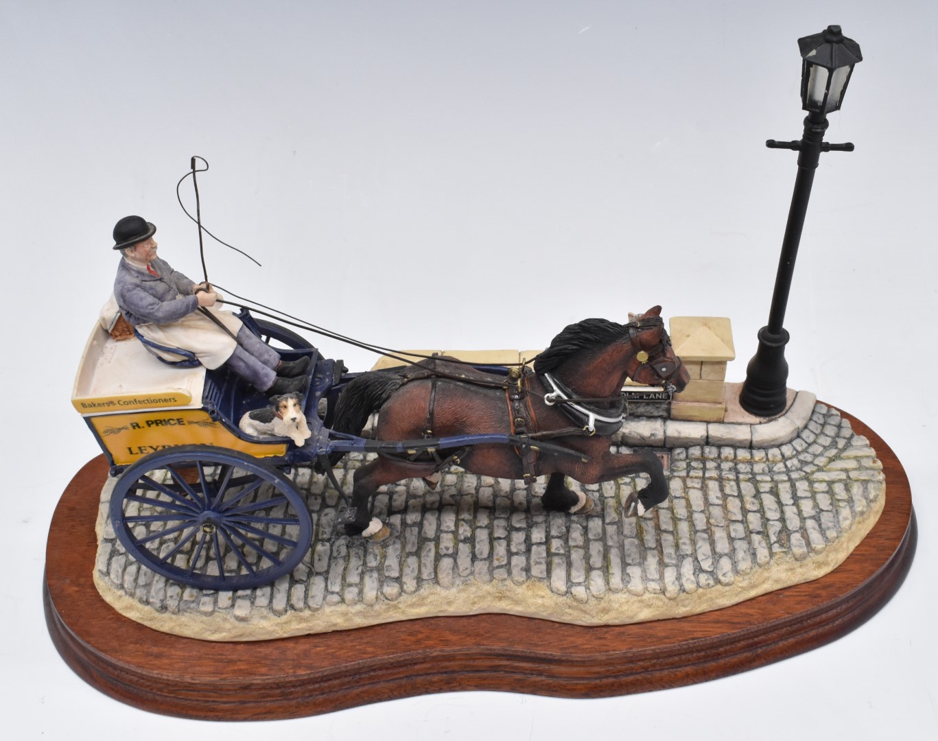 Border Fine Arts limited edition 259/1500 'R Price, Leyburn, Bakers and Confectioners' pony and trap - Image 2 of 5