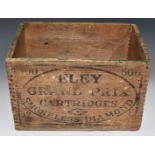 Eley Grand Prix Shotgun Cartridges wooden shipping crate for 500 Smokeless Diamond cartridges,