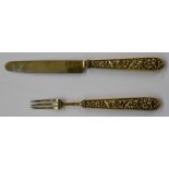 Georgian hallmarked silver gilt fruit knife and fork, maker's mark IT, L15.5cm