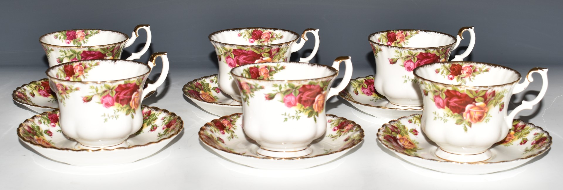 Approximately twenty two pieces of Royal Albert Old Country Roses teaware including two teapots, - Image 3 of 4