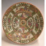 Chinese 19thC Canton famille rose pedestal bowl with figural decoration, diameter 29cm