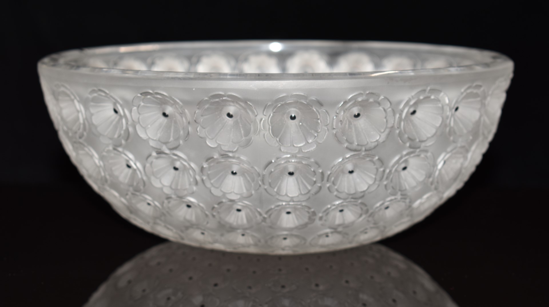 Lalique Nemours glass bowl, signed 'Lalique France' to base, 25cm in diameter - Image 2 of 4