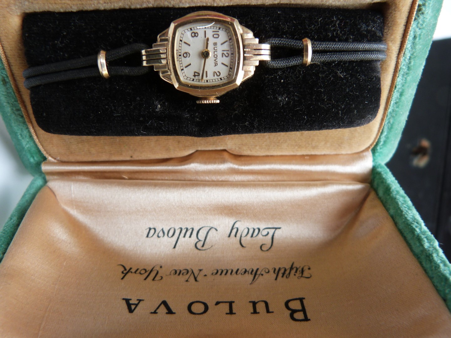 Art Deco rolled gold Bulova watch in original box, pinchbeck/ rolled gold locket and chain, 9ct gold - Image 2 of 4