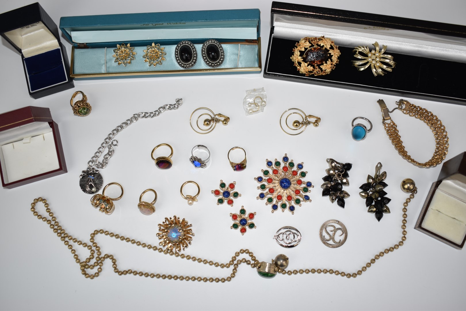 A collection of early Sarah Coventry jewellery including brooches, rings and earrings, some marked - Image 2 of 2