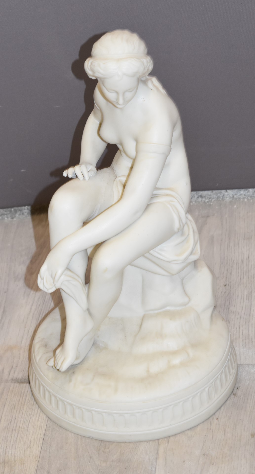 19thC Parian figure of a seated maiden in classical pose, possibly Copeland Spode / Minton, H43cm - Bild 2 aus 4