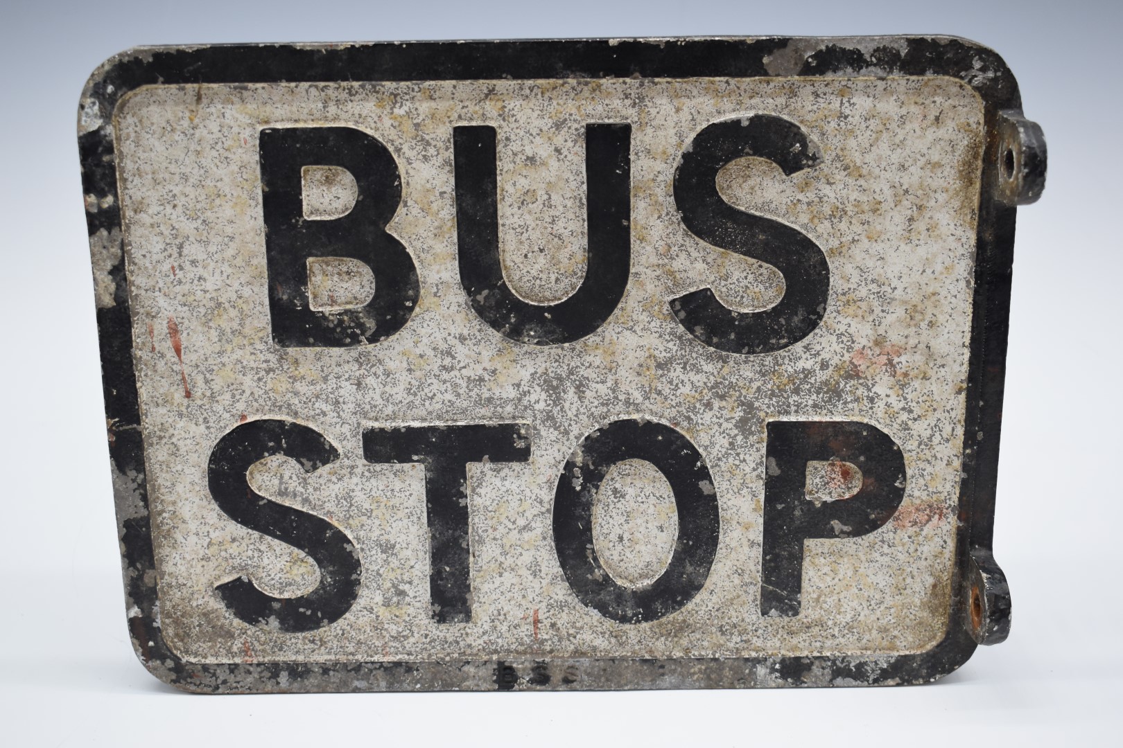 Vintage cast aluminium double sided bus stop sign by Franco Traffic Signs Ltd, model BSS1, 23 x 30. - Image 3 of 4