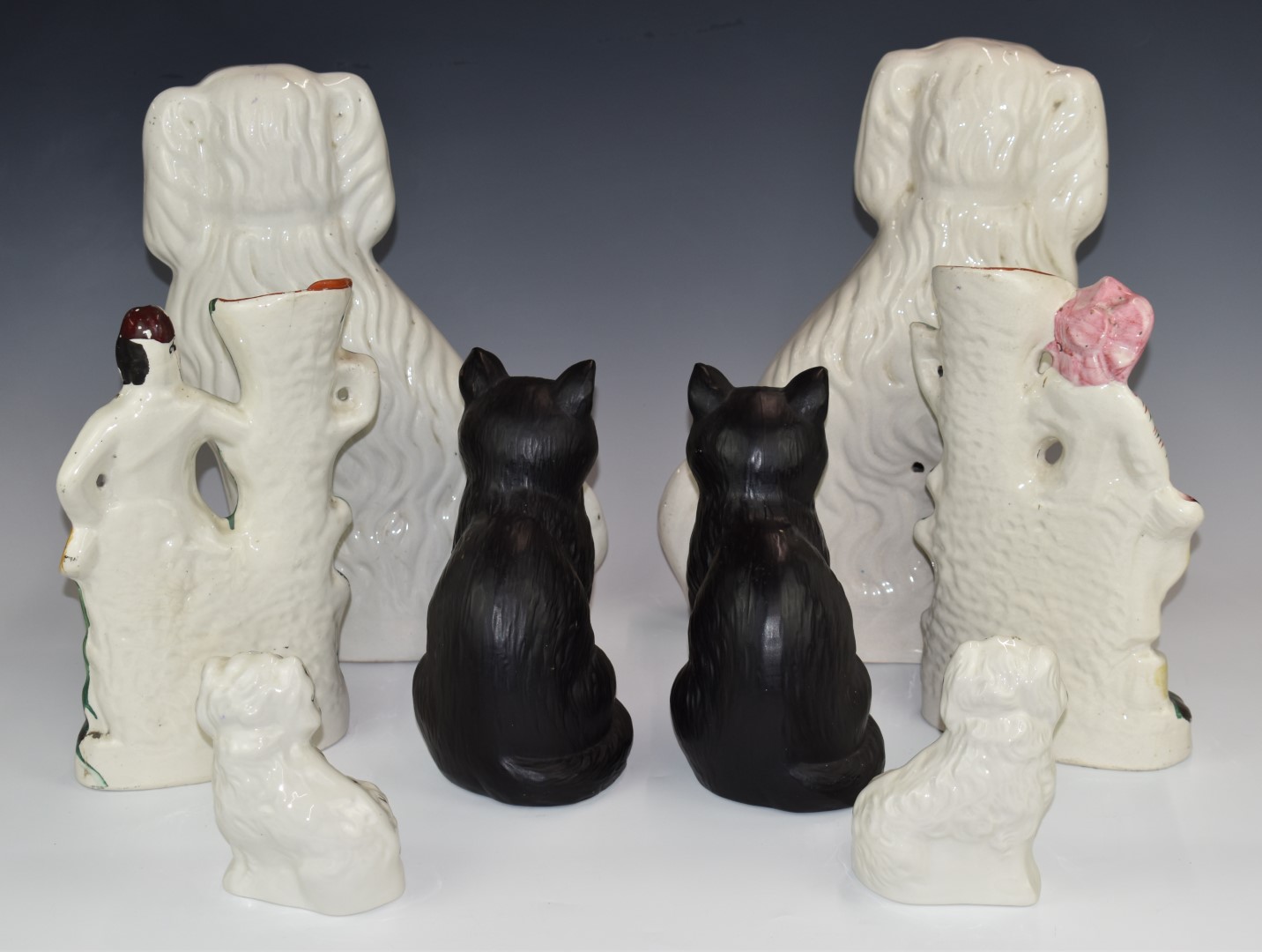 Four pairs of Staffordshire / pottery figures including cats marked 1088 to base, spill vases etc, - Bild 2 aus 3