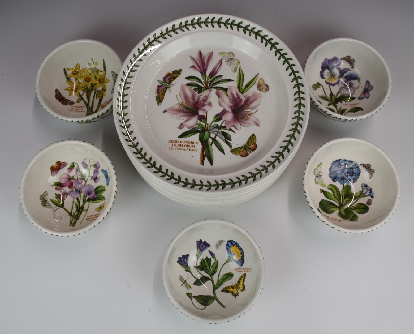 Collection of Portmeirion Botanic Garden dinner and ornamental ware, including ten storage jars, - Bild 2 aus 7