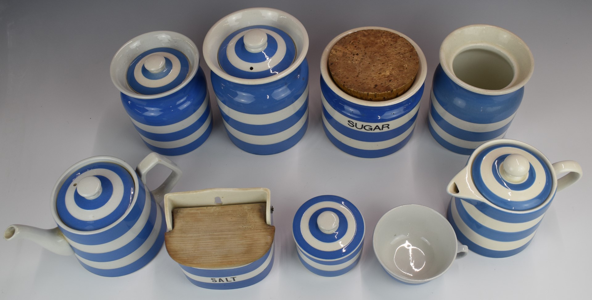 Collection of T G Green and other Cornishware, mostly green stamps, including biscuits, oil and - Bild 2 aus 5