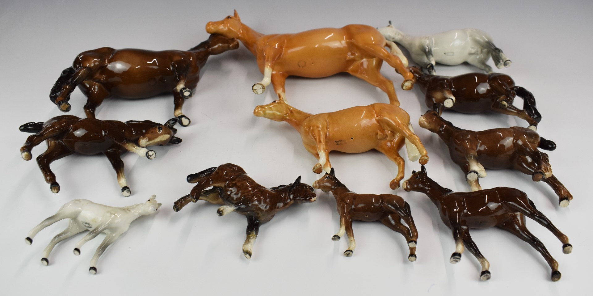 A collection of Beswick horses including palomino and grey colourways, H22cm - Bild 3 aus 3