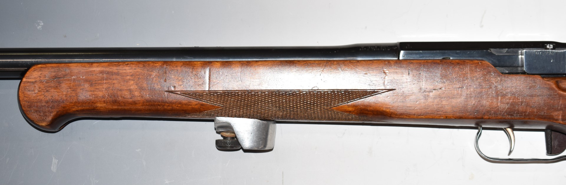 Vostok MU-12 .22 bolt-action target rifle with thumb hole grip, chequered forend, raised cheek - Image 9 of 15