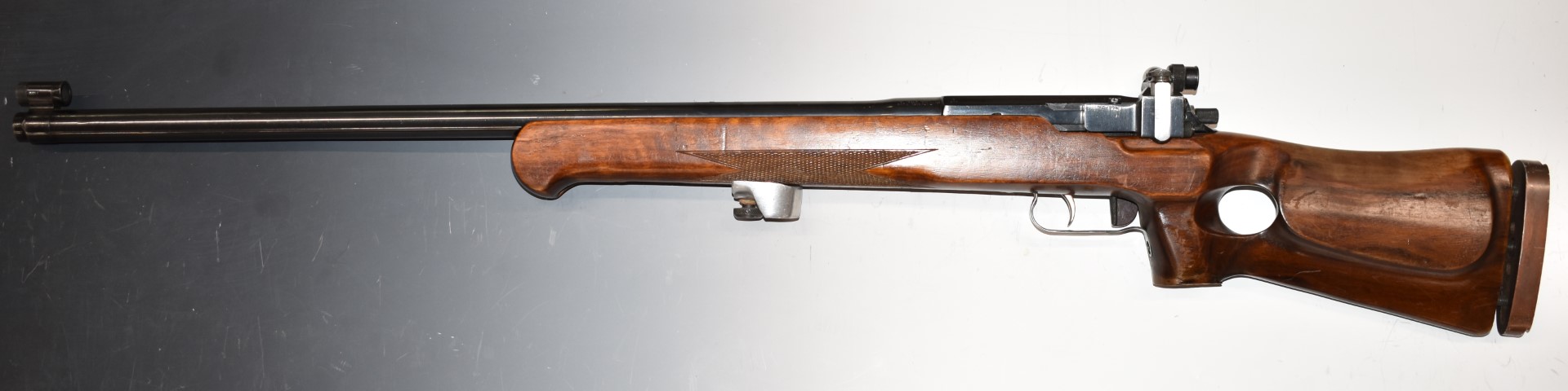 Vostok MU-12 .22 bolt-action target rifle with thumb hole grip, chequered forend, raised cheek - Image 7 of 15