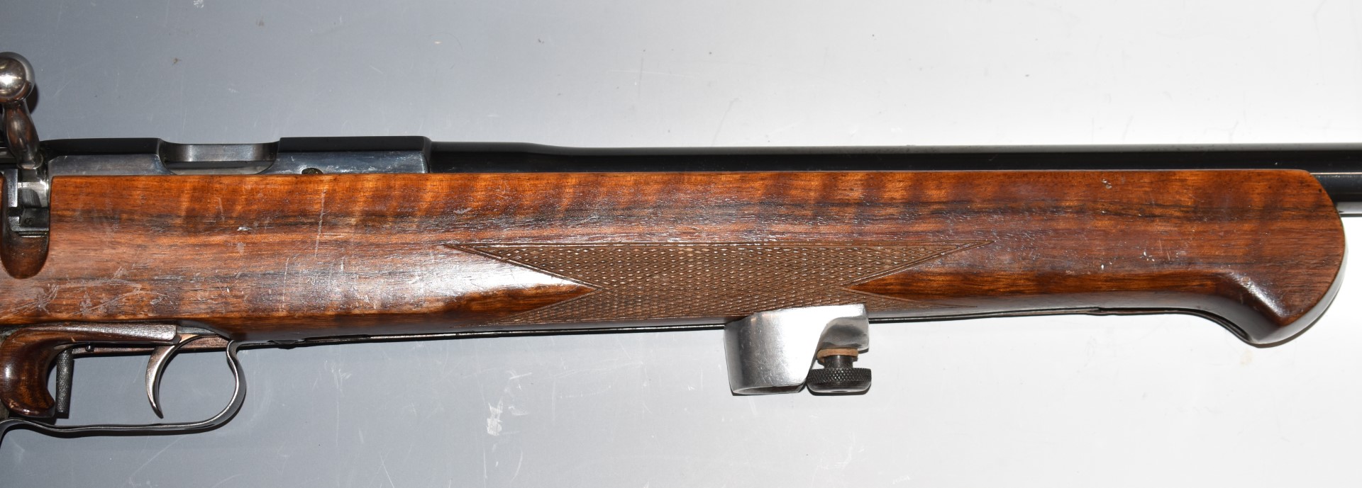 Vostok MU-12 .22 bolt-action target rifle with thumb hole grip, chequered forend, raised cheek - Image 4 of 15