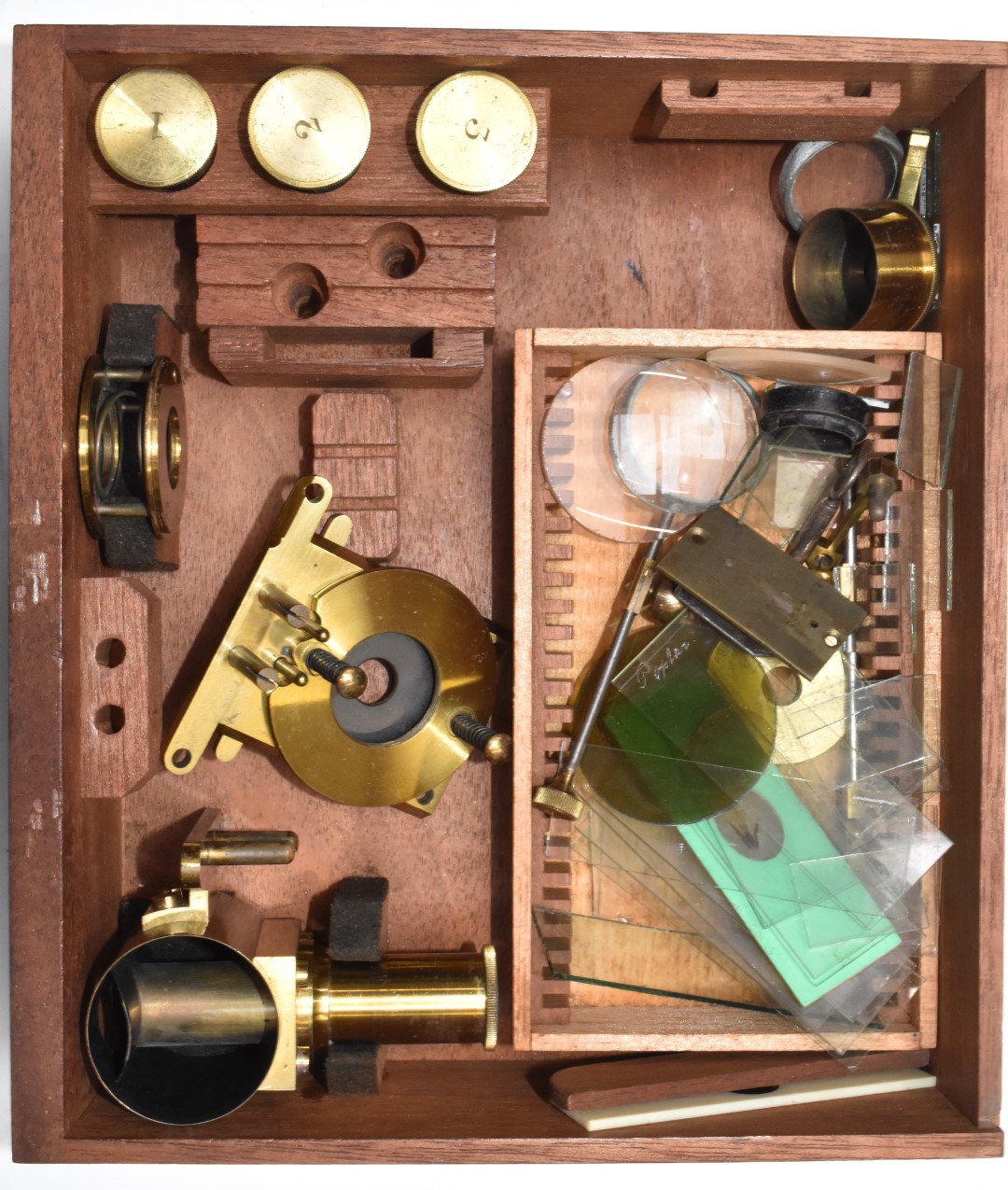 John Davis Derby 19thC brass microscope in mahogany case with two cases of slides and accessories - Bild 4 aus 14