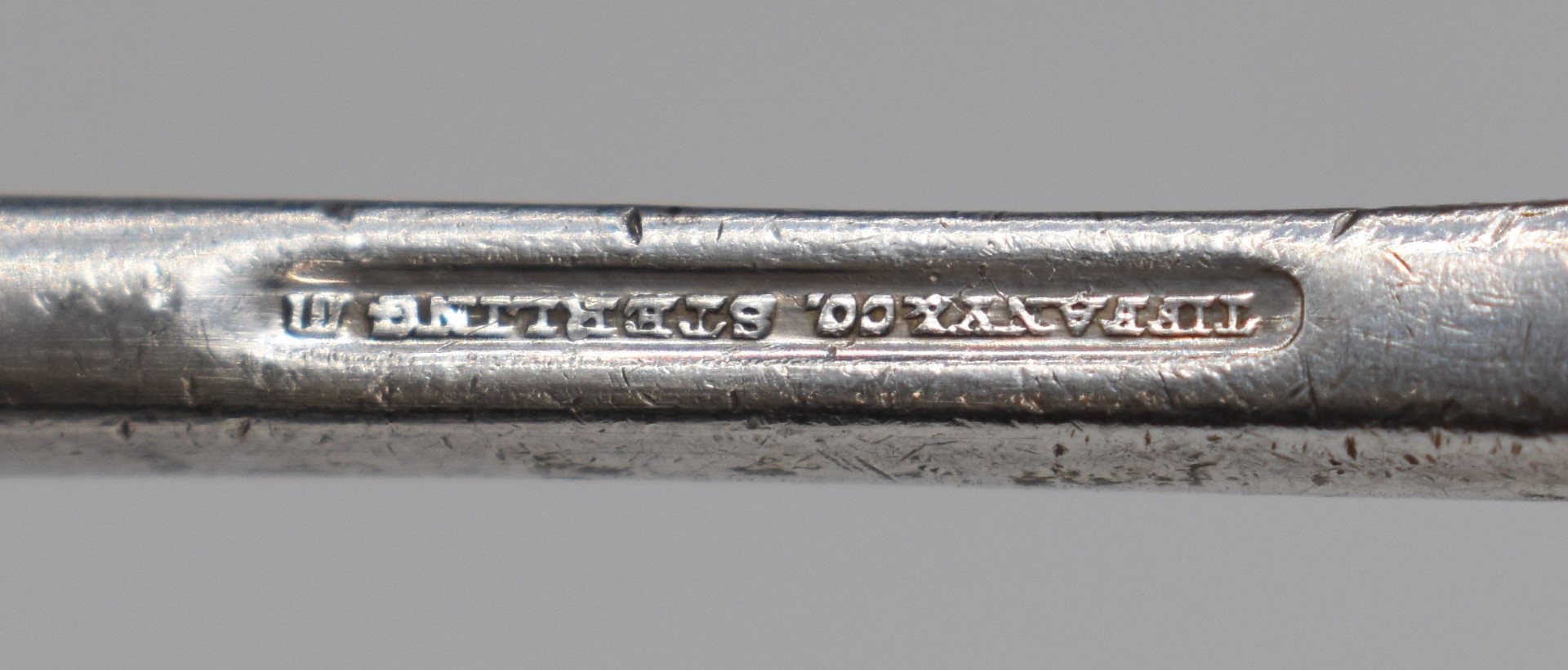 Two Tiffany & Co. sterling silver forks, length 15.5cm, and similar knife, weight of forks 72g, in - Image 4 of 5