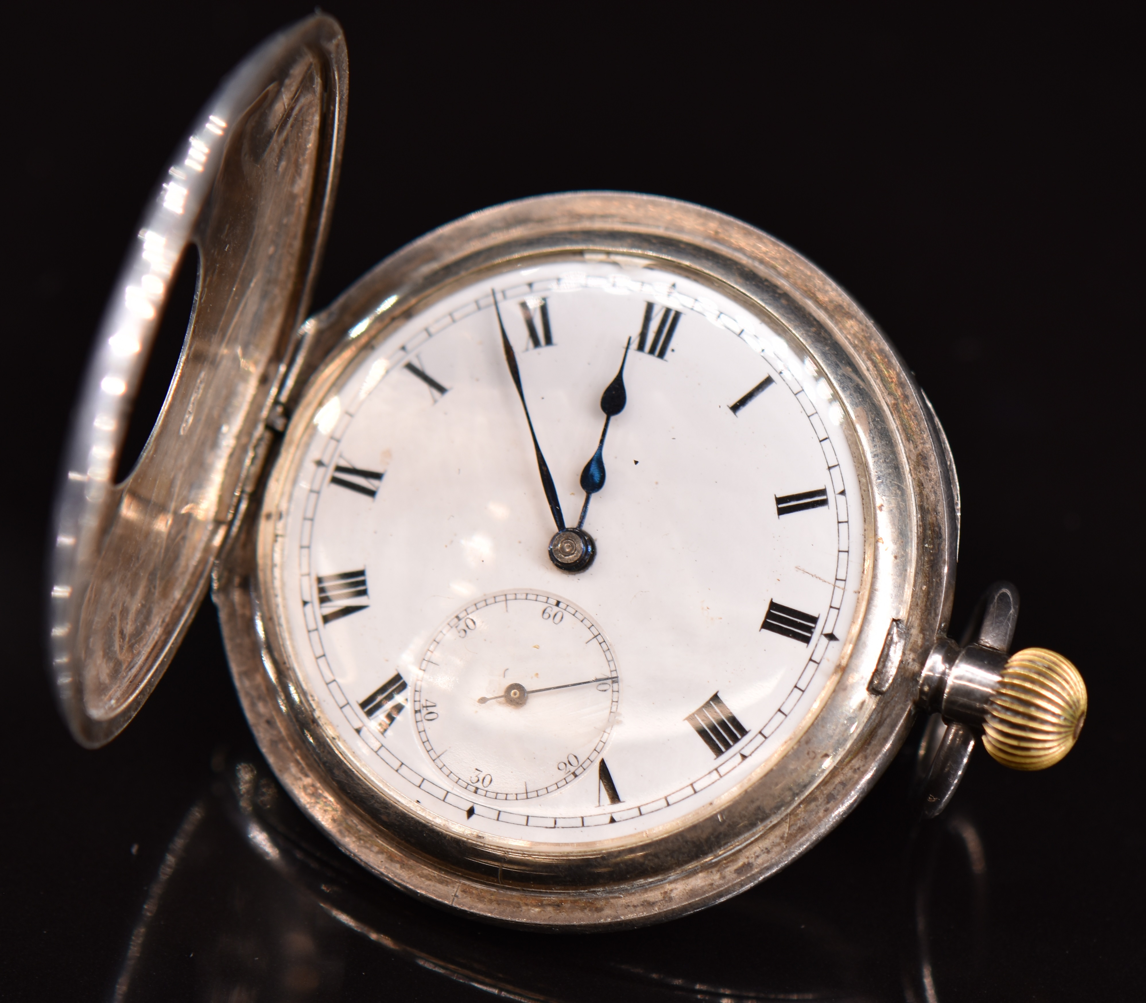 Unnamed silver keyless winding half hunter pocket watch with subsidiary seconds dial, blued hands,
