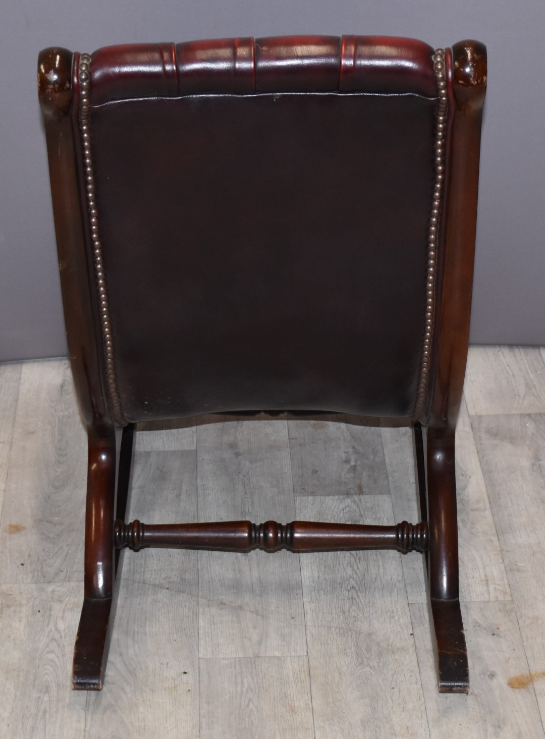 Leather Chesterfield rocking nursing chair - Image 2 of 2
