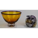 Two pieces of Mike Hunter Twist Glass Studio glass comprising a paperweight with lizard, latticino