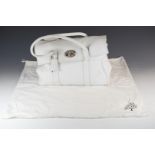 Mulberry Bayswater large handbag in white grained leather with silver coloured hardware, with
