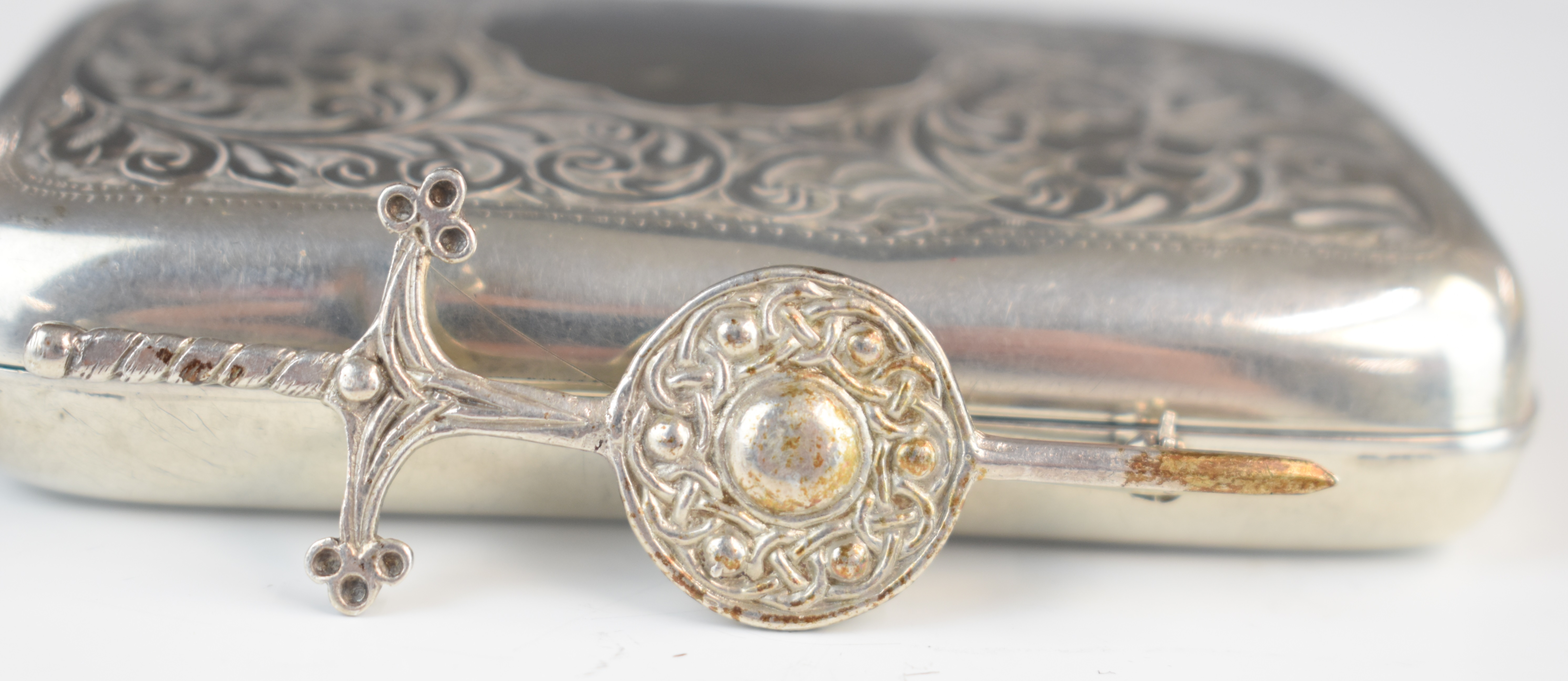 George V hallmarked silver cigarette case with engraved decoration and gilt interior, Birmingham - Image 6 of 8