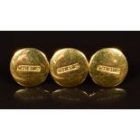 Three 18ct gold studs, 5.0g, in original Arthur Pitson New Bond Street box
