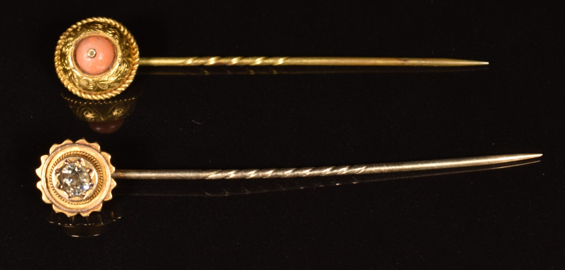 Victorian 15ct gold stick pin set with an old cut diamond of approximately 0.25ct (1.8g) and a