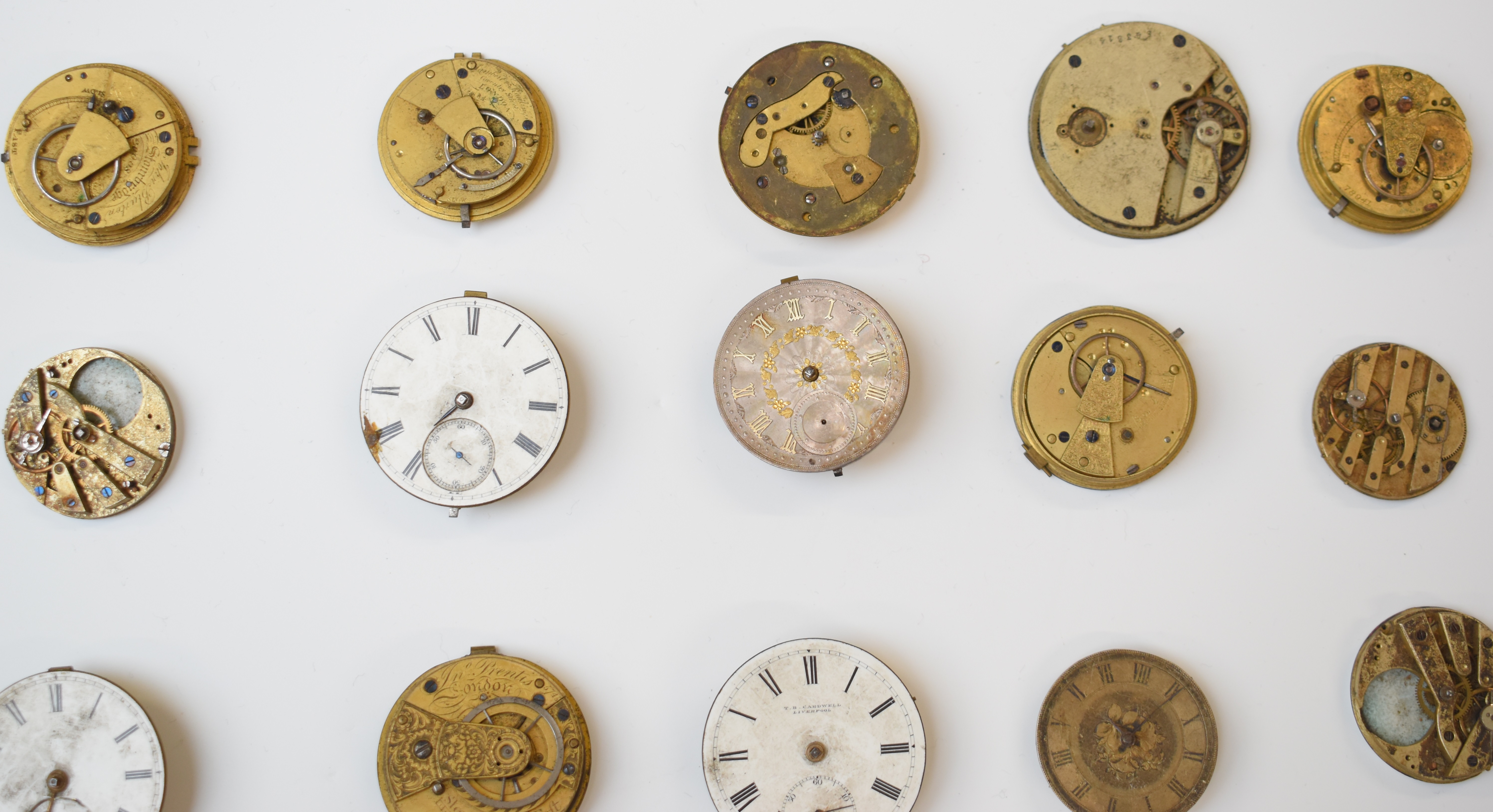 Large collection of pocket watch movements, dials and parts including fusee movements, tortoiseshell - Image 14 of 19