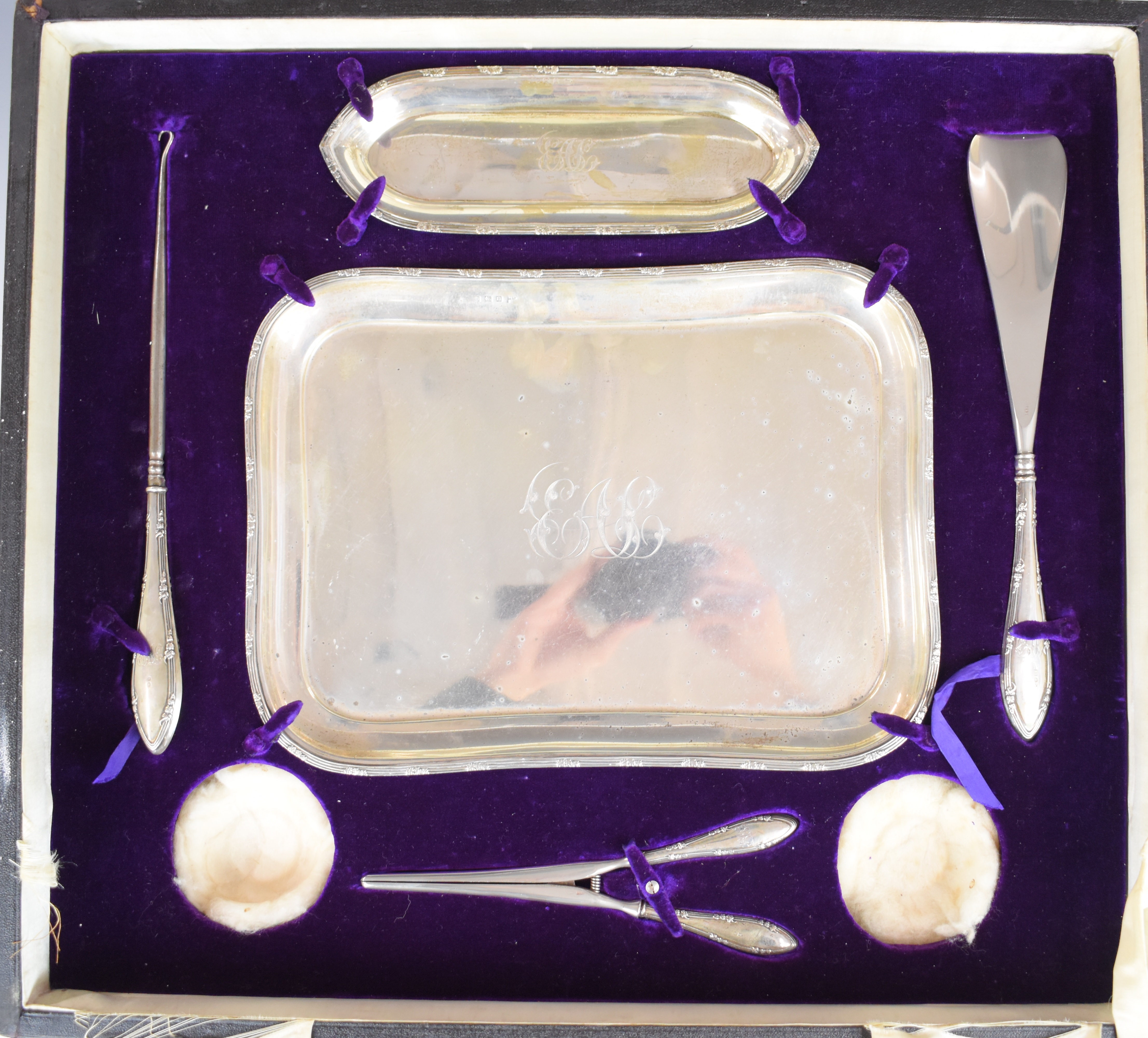 Queen Mary Royal interest Walker & Hall hallmarked silver dressing table set, in fitted case with - Image 4 of 13