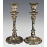 Pair of Edward VII Walker & Hall hallmarked silver candlesticks, Sheffield 1908, height 16cm