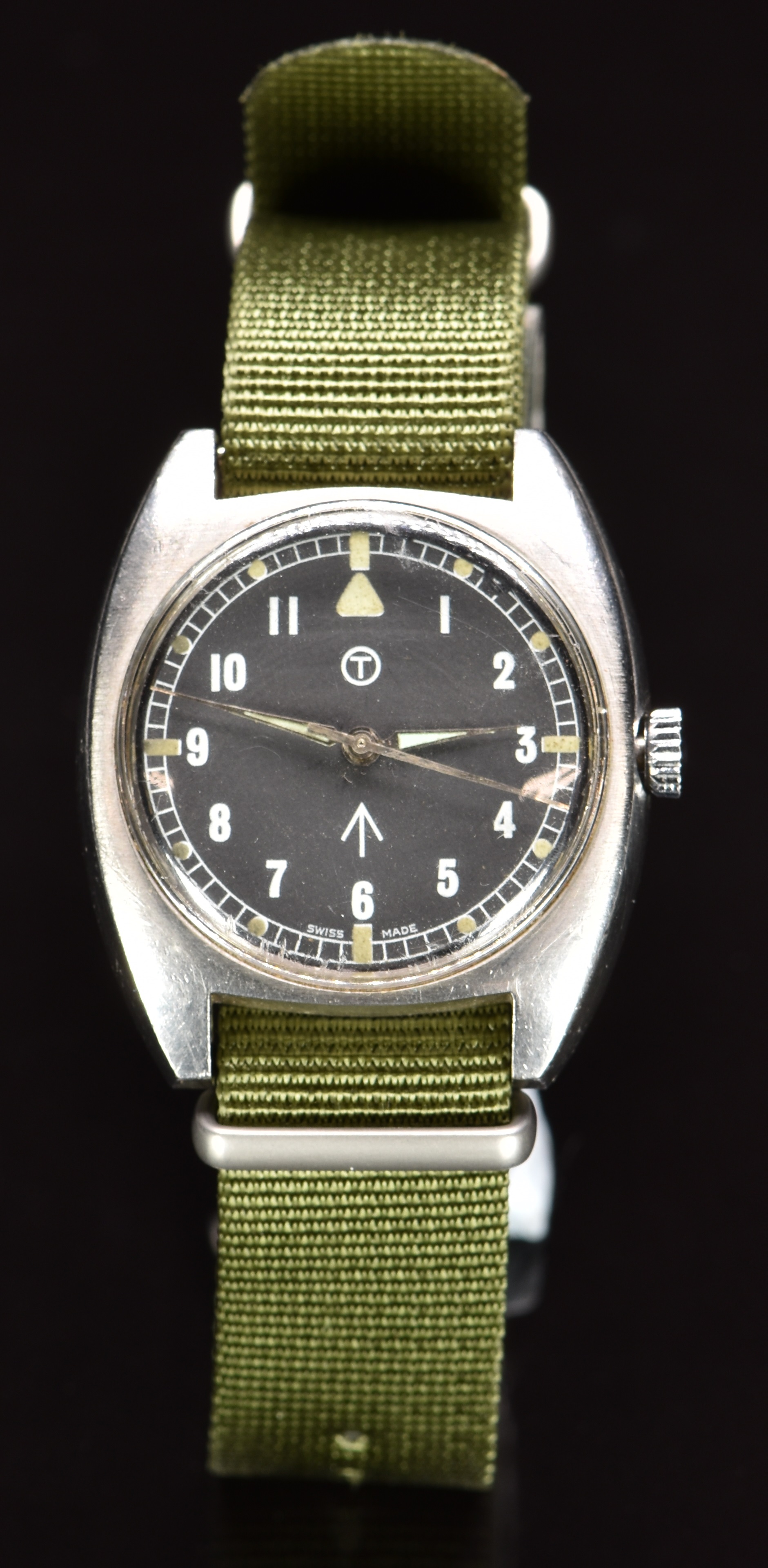 Hamilton gentleman's British Army military wristwatch with luminous hands and hour markers, Arabic