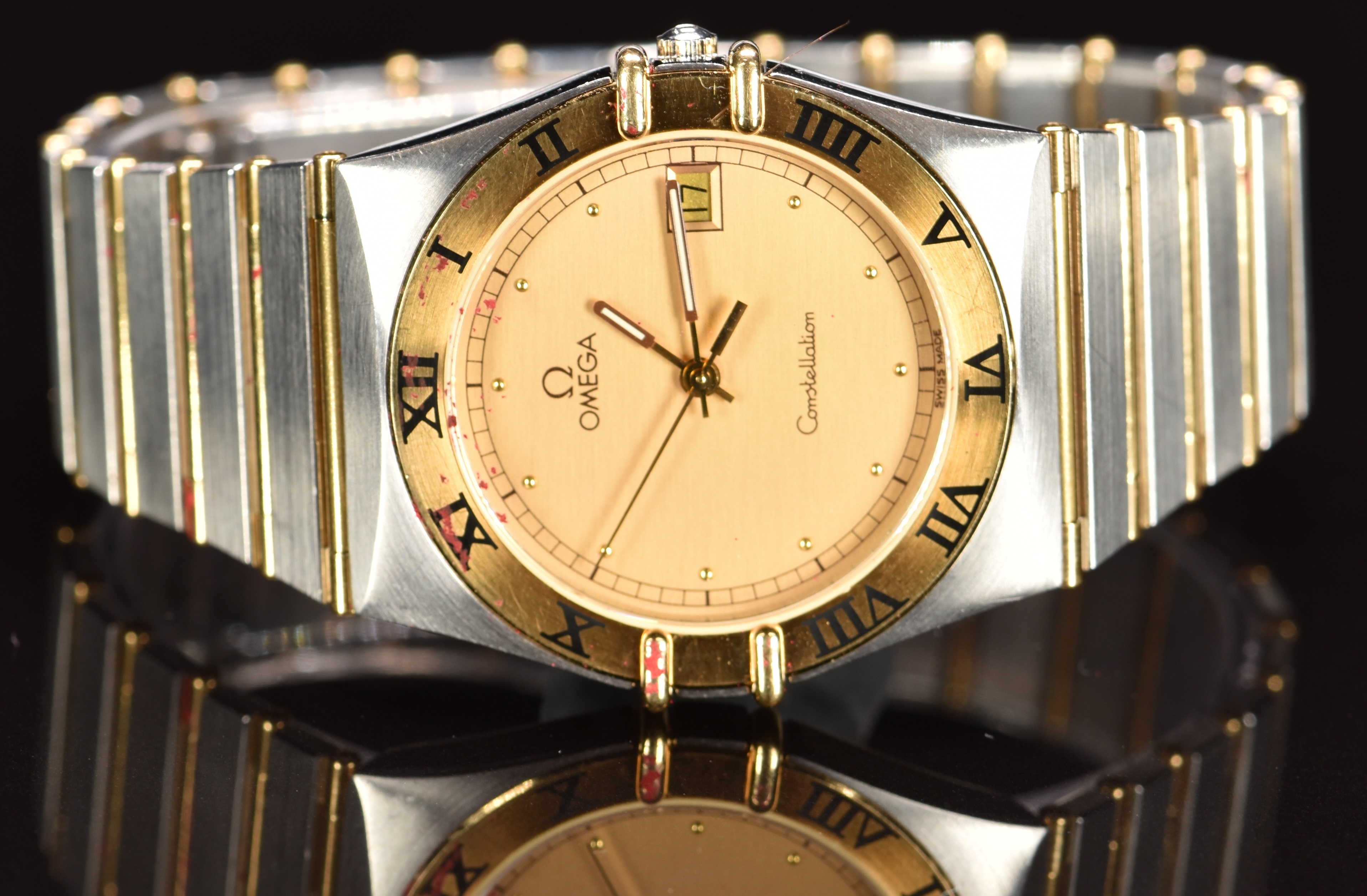Omega Constellation gentleman's wristwatch with date aperture, luminous hands, gold dial, back Roman - Image 4 of 7